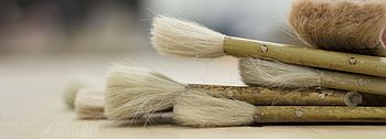 Heizkörper lackieren: Schritt für Schritt Anleitung Heizkörper lackieren und streichen: Pinsel