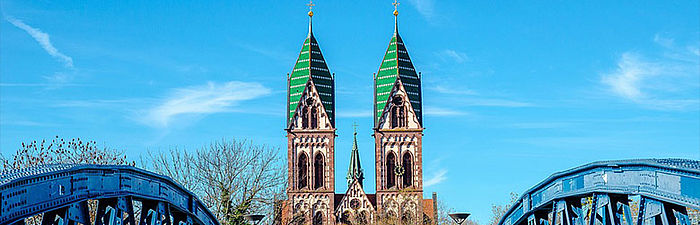 Heizungsbauer Freiburg Breisgau Kirche Herz Jesu Brücke