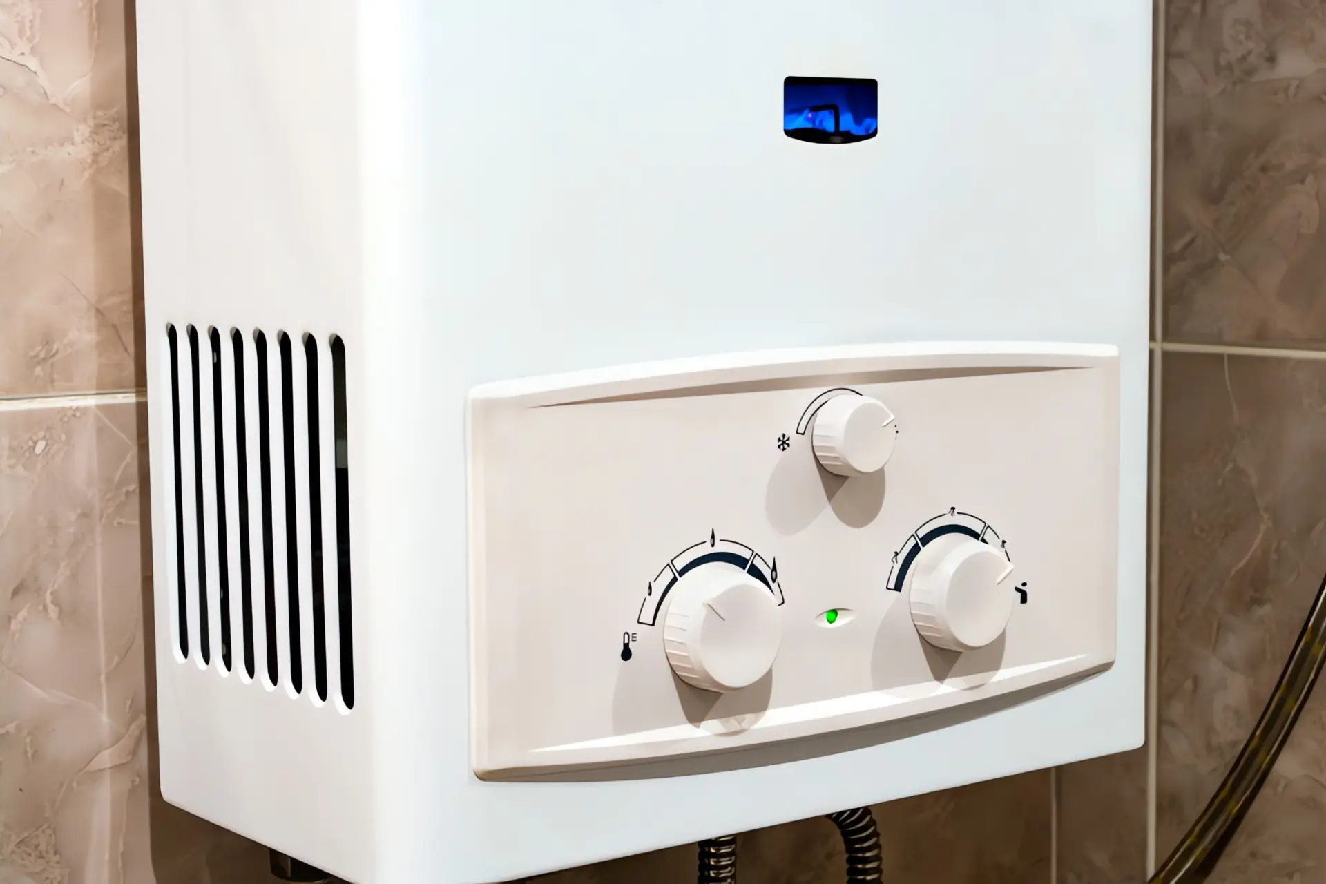 Durchlauferhitzer Gas: Bild von Durchlauferhitzer