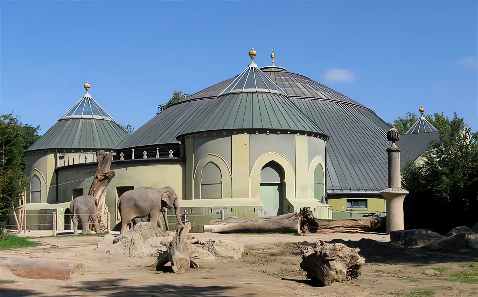 Installateur München Sendling: Tierpark Hellabrunn Elefantengehege