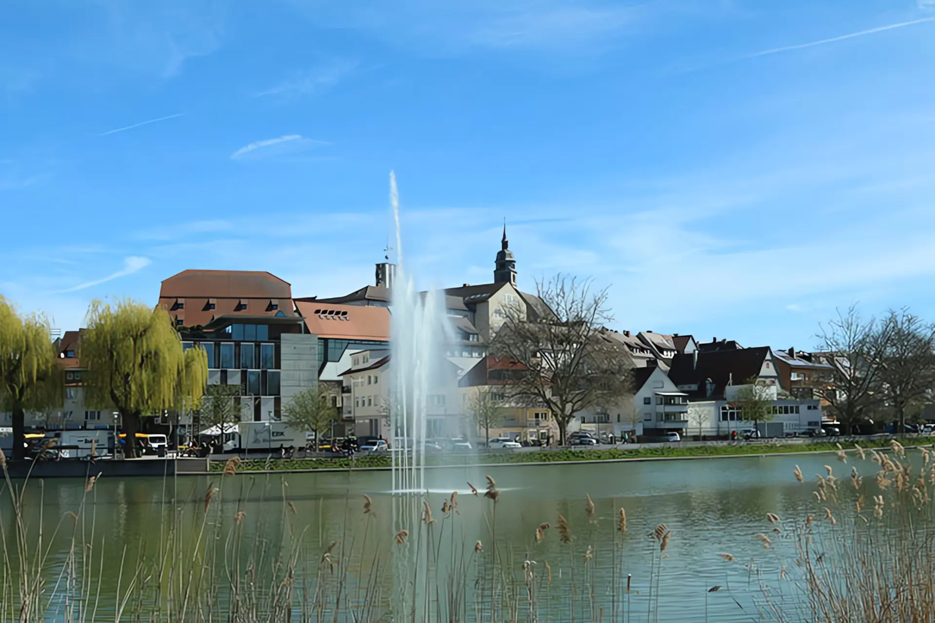Flaschner Boeblingen: See Gebäude