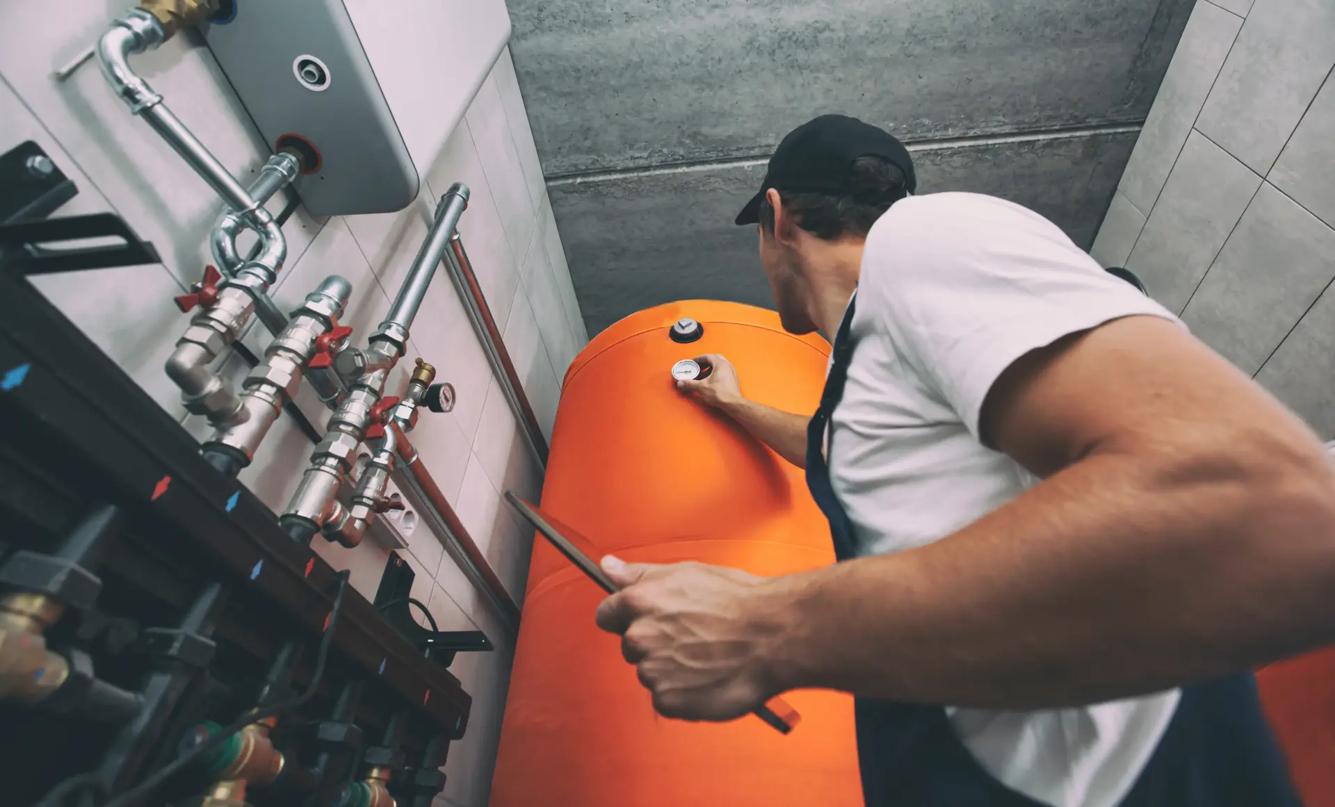 kategoriebild-systeme-technik-adobestock_451576532.webp Kategoriebild Systeme & Technik: Heizungsbauer
